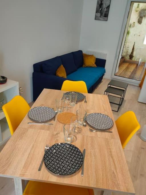 Apartamento Patio Cosy Thizy-les-Bourgs Exterior foto
