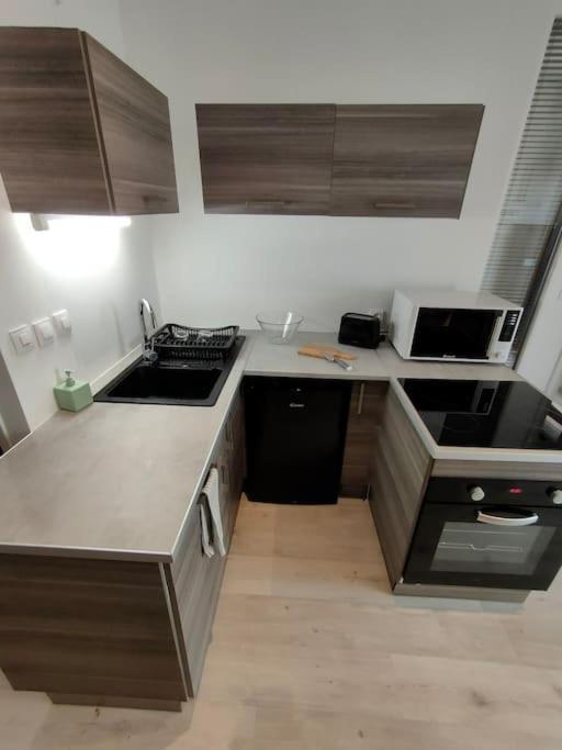Apartamento Patio Cosy Thizy-les-Bourgs Exterior foto