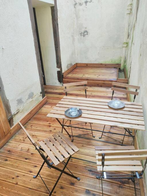 Apartamento Patio Cosy Thizy-les-Bourgs Exterior foto
