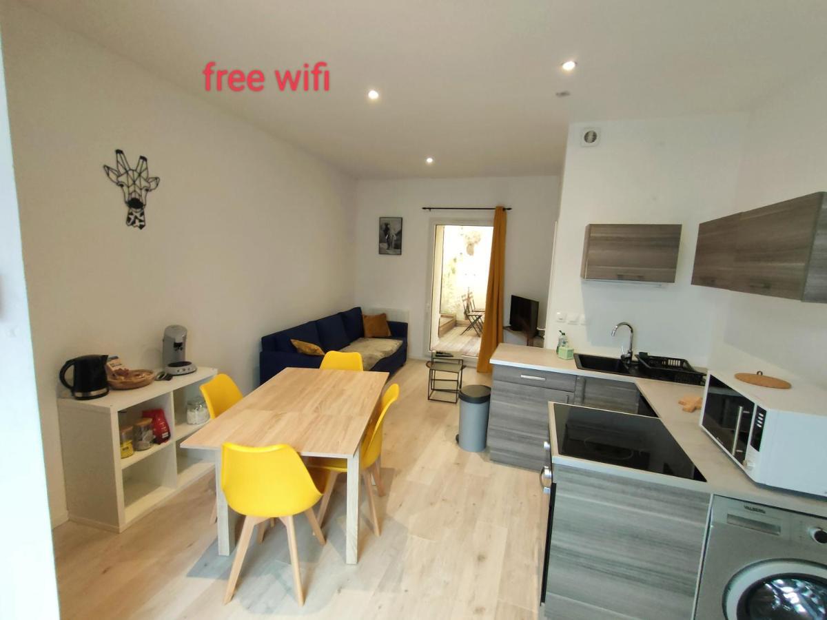 Apartamento Patio Cosy Thizy-les-Bourgs Exterior foto